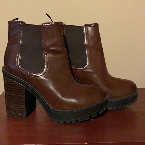 H&M Shoes - Gorgeous Brown Booties NWOT